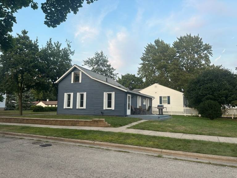 House  Bay City