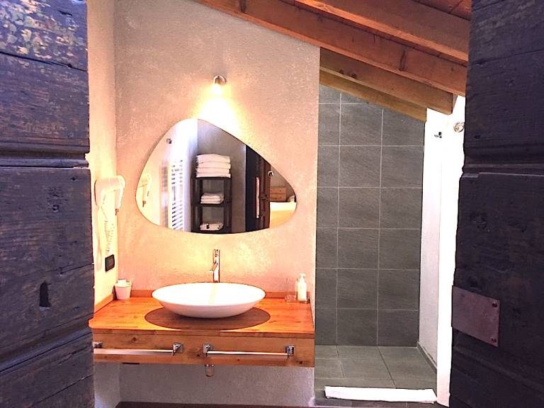 Privé kamer Castiglione d'Intelvi