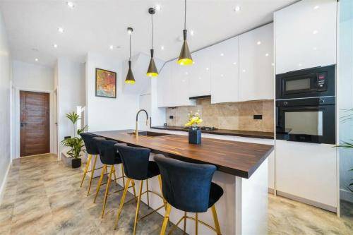 Bed and breakfast  West London