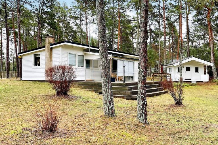 Fully equipped pleasant vacation home with garden, patio & barbeque | Pets are welcome — photo 2