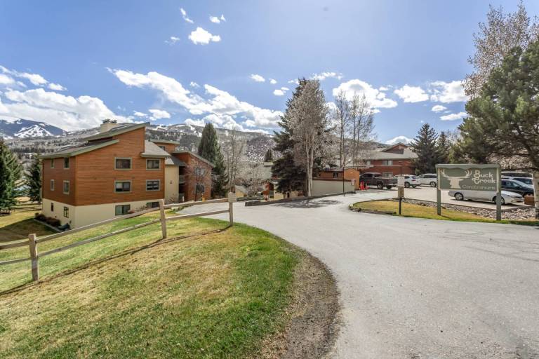 Condo Avon