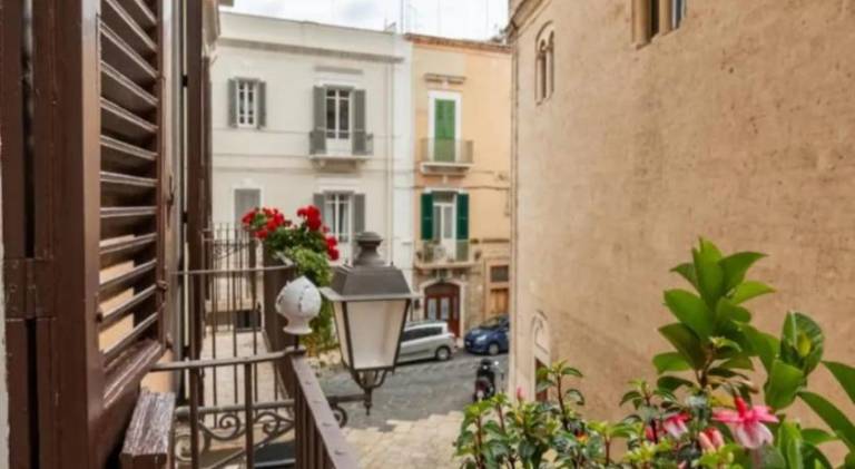 Apartment with 2 rooms for 5 persons — photo 4