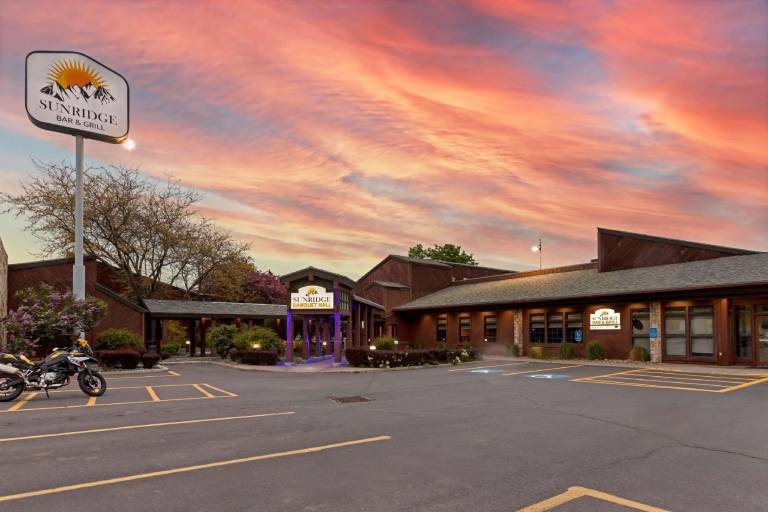 Best Western Sunridge Inn & Conference Center in Baker City, OR
