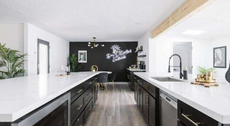 Spacious vacation home with pool | Good for workation | Pet-friendly — photo 3