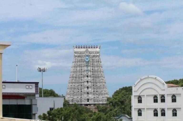 Lodge  Tiruchendur
