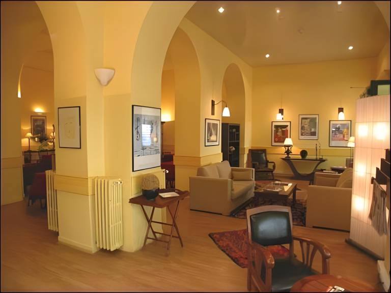 Hotel Les Voyageurs in Bastia