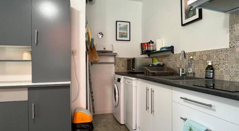 Fully equipped wonderful apartment with yard, patio & barbeque | Perfect for remote work | Pets allowed — photo 4