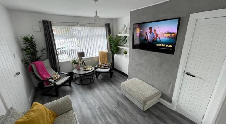 Beautiful vacation home with jacuzzi | Pets allowed — photo 2