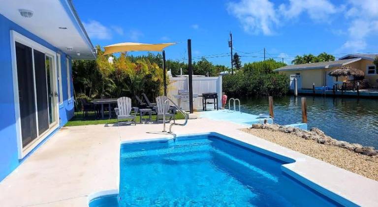 4BR Sombrero Beach House on Canal w Dock & Pool in Marathon, FL