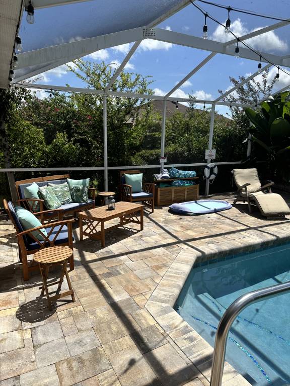 Fully equipped house with garden, barbeque & private pool | Pool view | Dogs allowed — photo 2