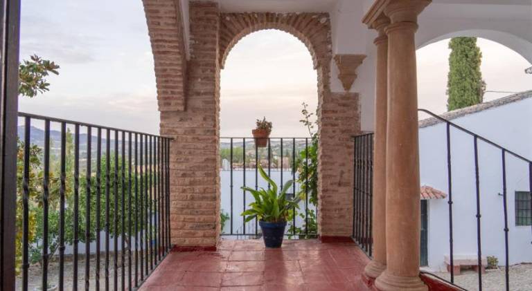 Villa with pool | Pet-friendly — photo 4