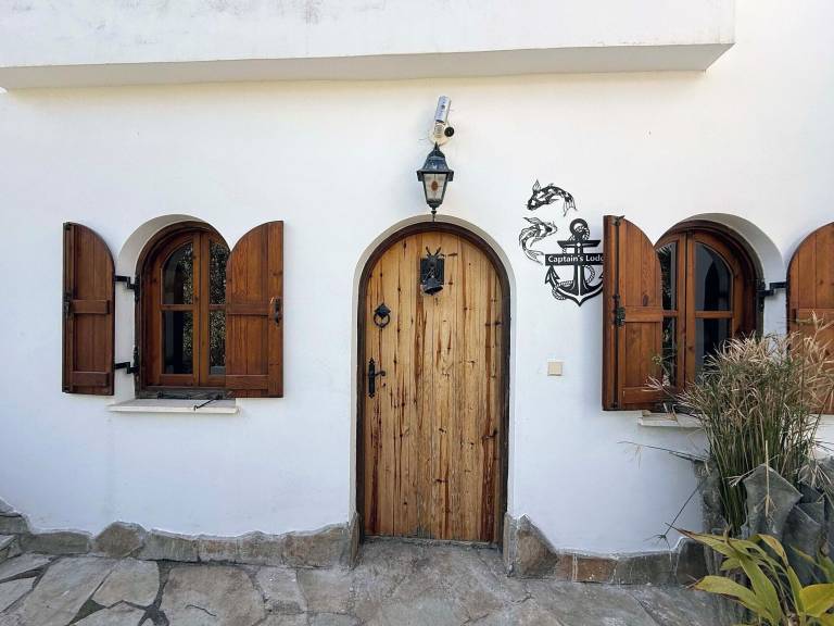 Cabin Agios Theodoros