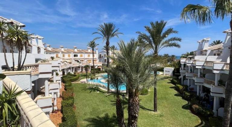 Holiday apartment with pool | Close to the beach | Pet-friendly — photo 2