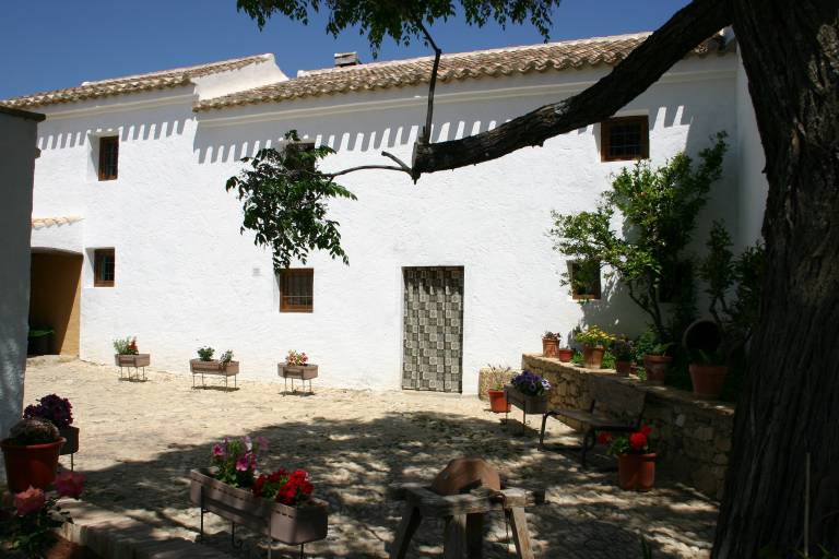 Farmhouse Fuentes de Cesna