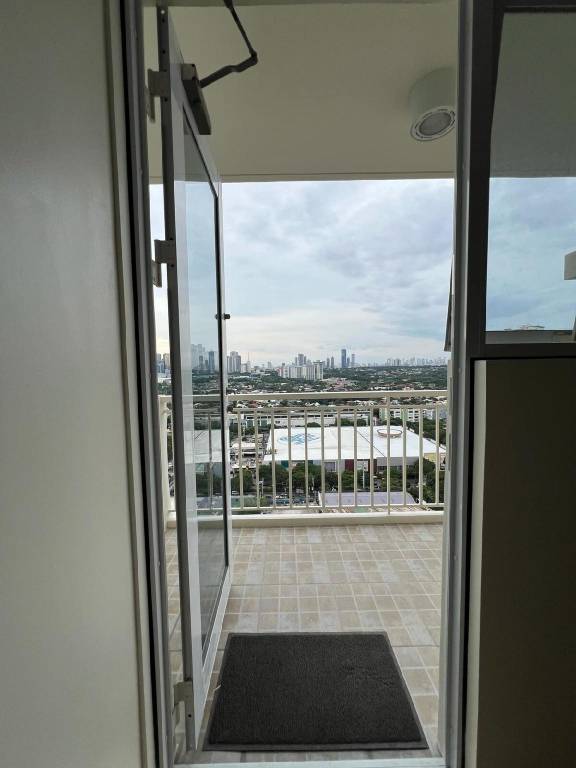 Holiday apartment with garden & pool — photo 4