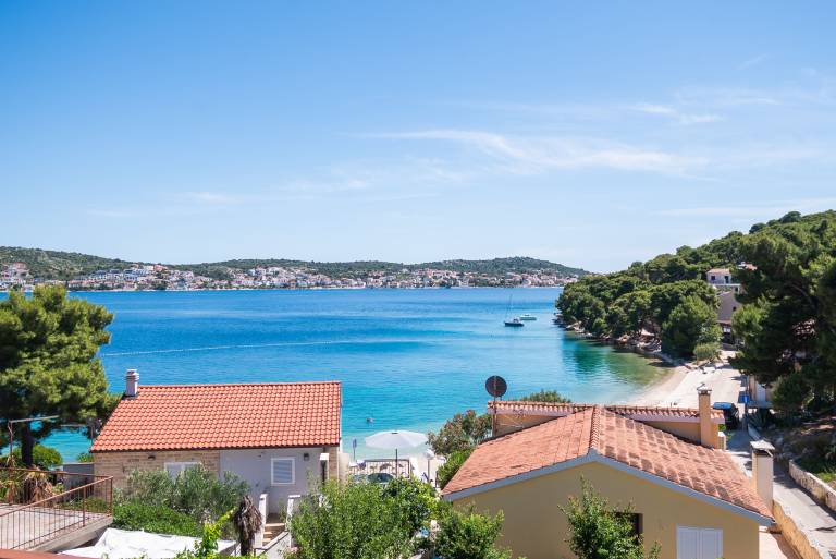 Holiday apartment with terrace & grill | Sea view — photo 2