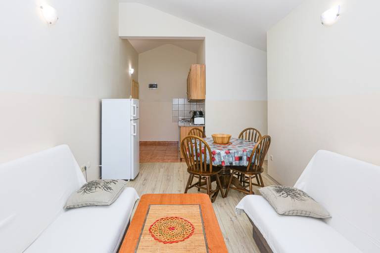 Holiday apartment with barbecue, terrace & garden | Dogs allowed — photo 4