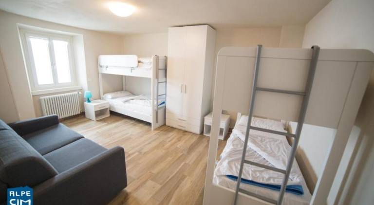 Rental apartment with 2 rooms for 6 persons — photo 2