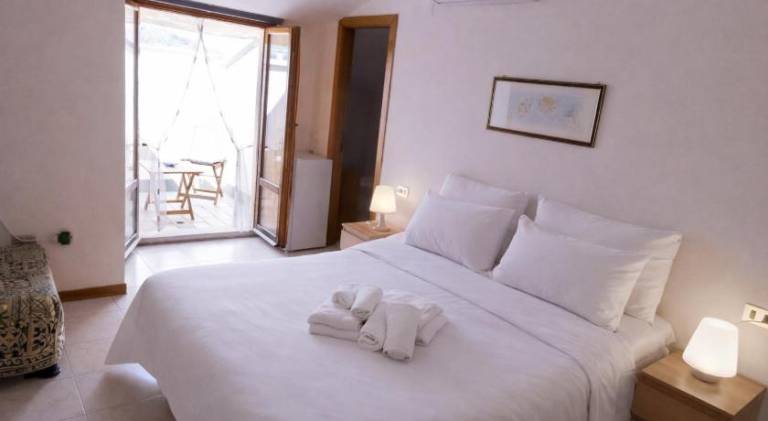 Rental apartment with 1 room for 6 persons — photo 2