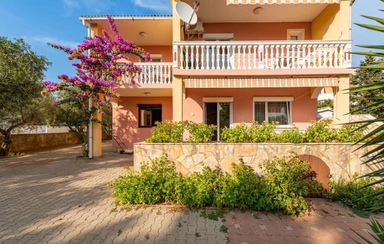 Apartament  Povljana