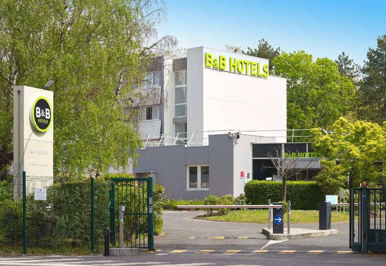 B&B HOTEL Cergy Port 4 etoiles in Osny