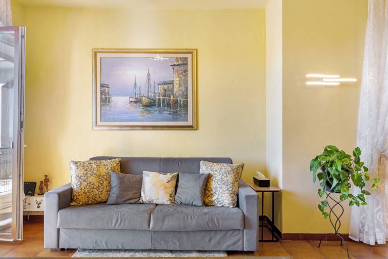 Fully equipped nice apartment with fast internet, terrace & barbeque | Garden view | Pets allowed — photo 4