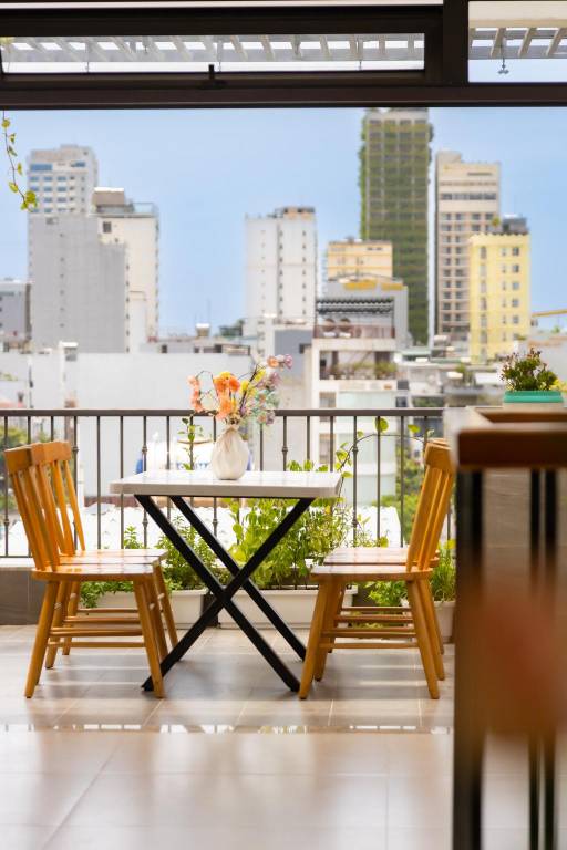 Ample villa with barbeque & garden | Perfect for remote work | Dogs allowed in Da Nang