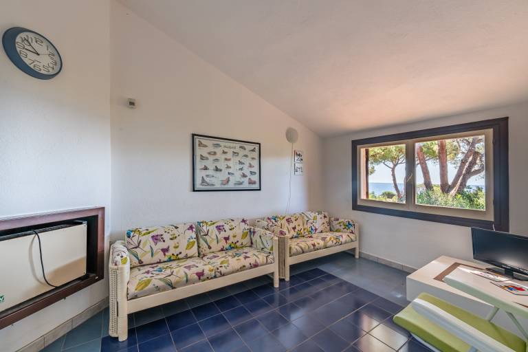 Rental apartment with pool & terrace | Sea view | Next to the beach | Pets are welcome — photo 3
