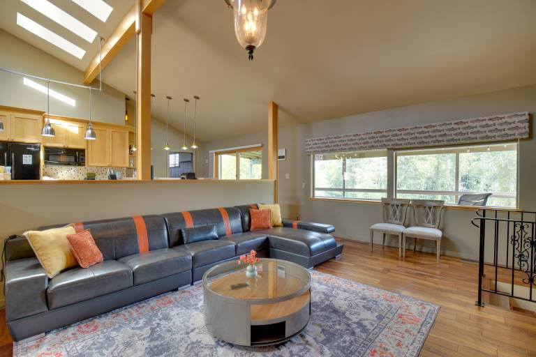 Pet-Friendly Auburn Home on 3 Acres — photo 5