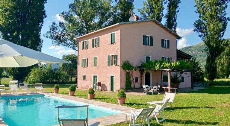 Ample vacation home with patio, private pool & grill | Pet-friendly in Gubbio
