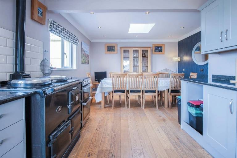 House  Llangennith