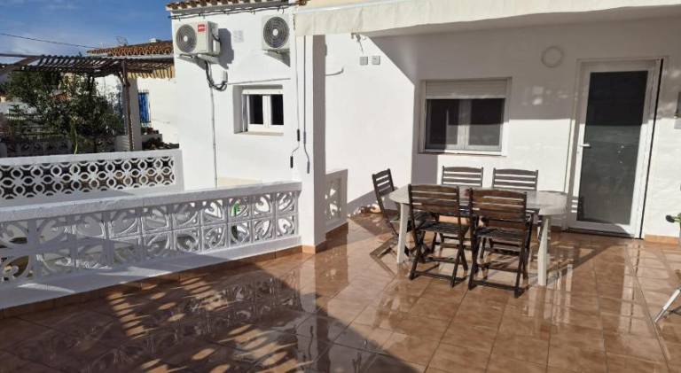 House with yard & patio | Next to the beach | Dogs allowed — photo 4