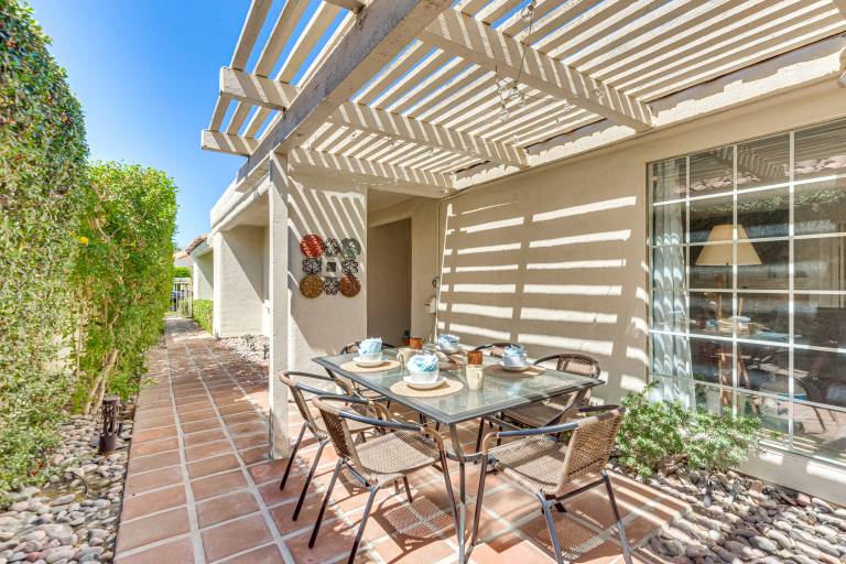 Pool Access, WFH Ready: Home in Palm Desert — photo 4