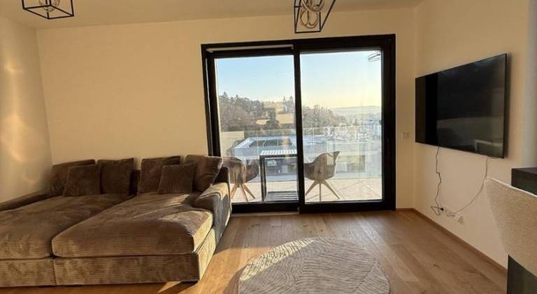 Rental apartment with pool & hot tub — photo 2