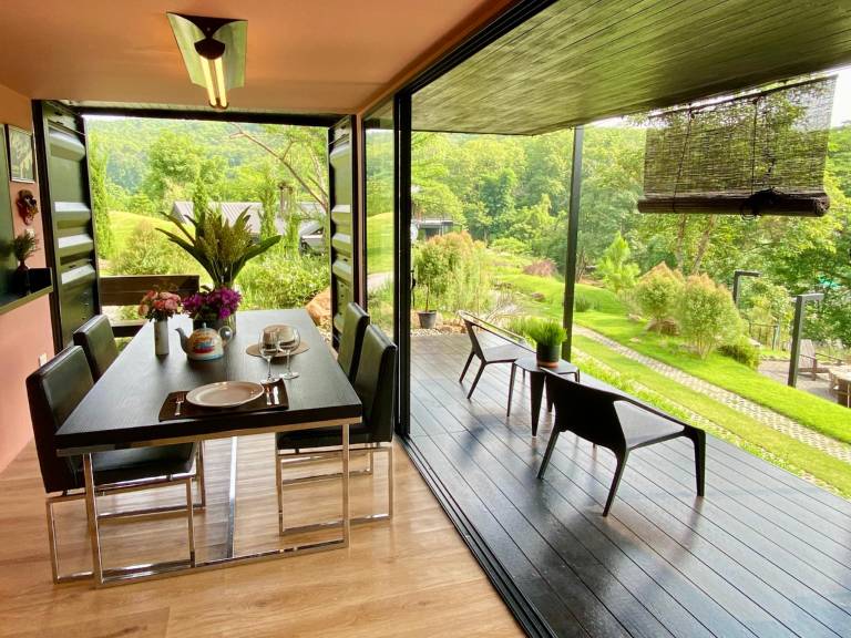 Bungalow with terrace, barbecue & yard — photo 4
