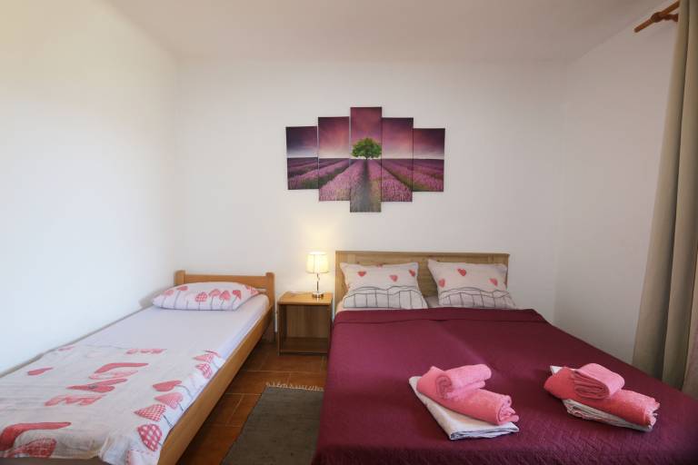 Apartments KIRINČIĆ ANTON — photo 3