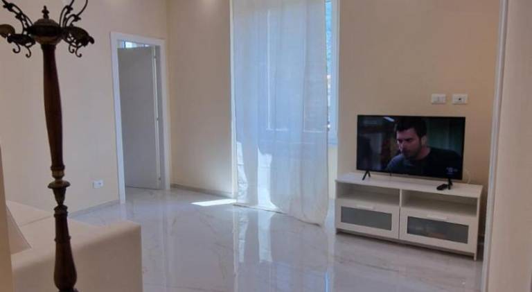 House with 2 rooms for 6 persons — photo 3