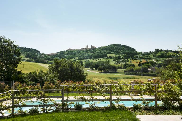Villa with barbeque, garden & private pool | Panoramic view — photo 2