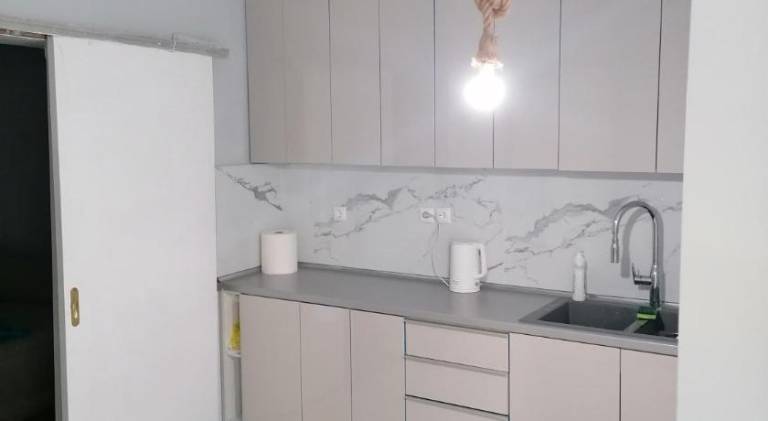 Apartment with jacuzzi — photo 4