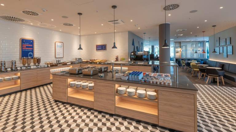 Holiday Inn Express Dusseldorf- Hauptbahnhof By IHG — photo 5