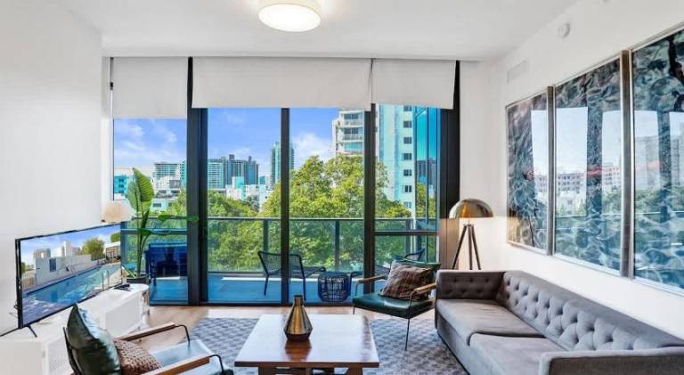 Rental apartment | Next to Miami Beach Botanical Garden in Miami Beach, FL