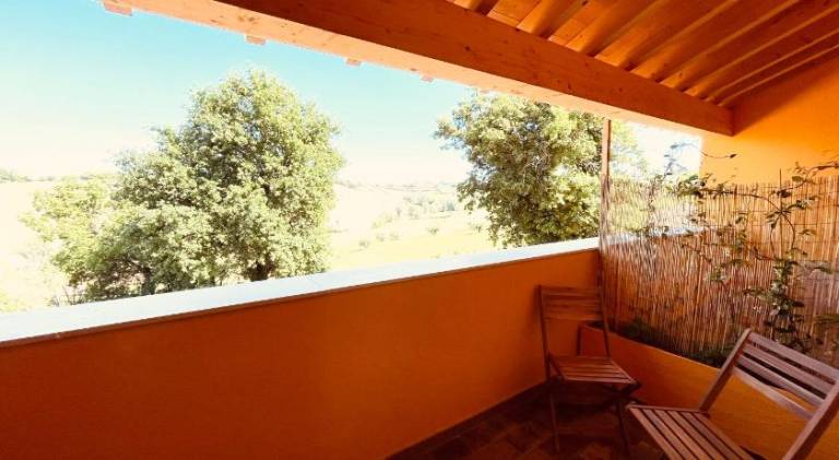 Pleasant apartment with patio | Pets allowed — photo 4
