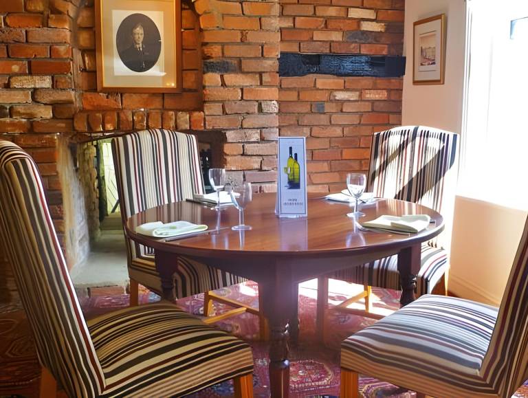 The Bridge Hotel — photo 4