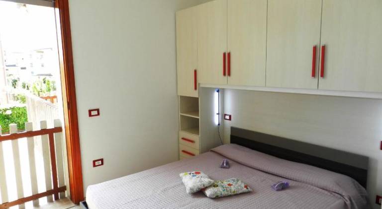 Apartment with pool — photo 2