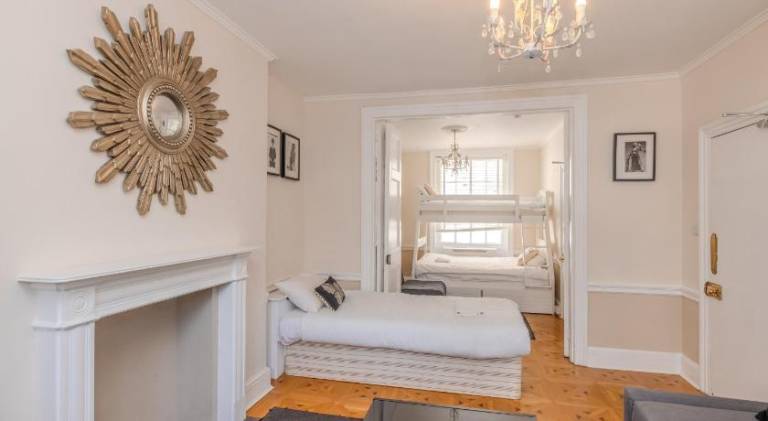Perfect Seaside Getaway I Central Big Town House Next To Brighton Beach I First Choice For Big Group — photo 2