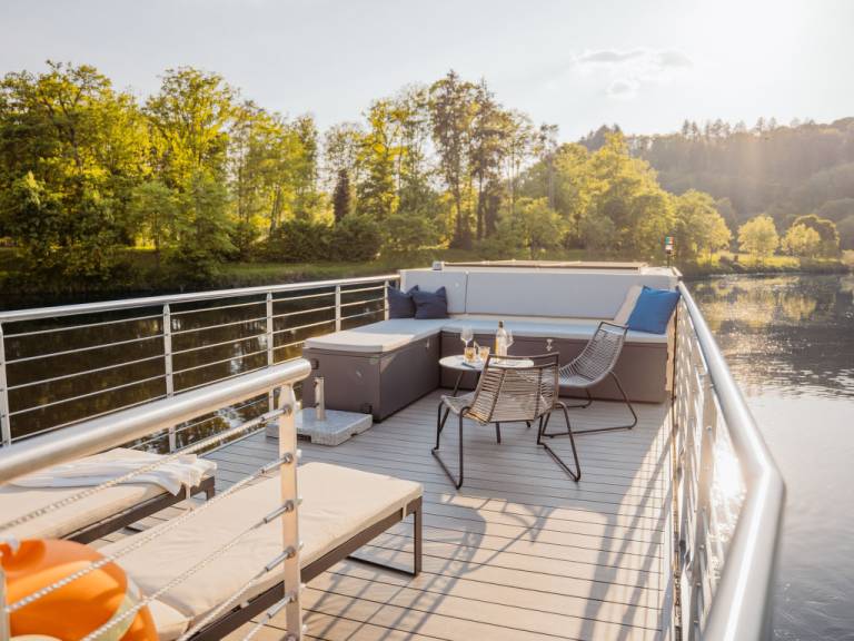Floating Home Hausboot Saarschleife