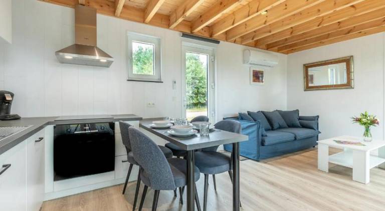 Wonderful lodge with garden & patio | Pets are welcome — photo 3