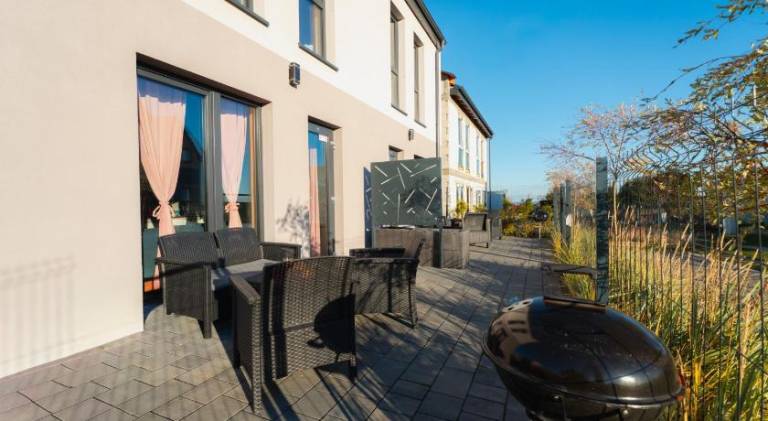 Holiday apartment with barbeque, garden & terrace — photo 4