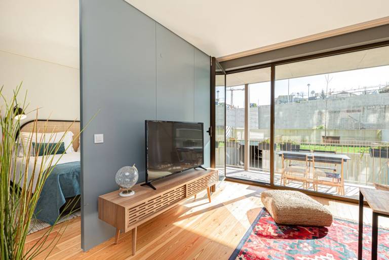 Family-friendly villa with terrace & yard | Pets are welcome — photo 4
