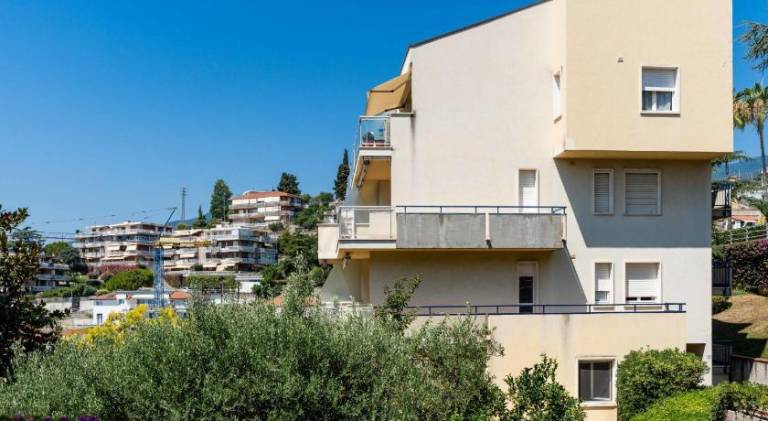 Wonderful apartment with pool | Pets are welcome — photo 4